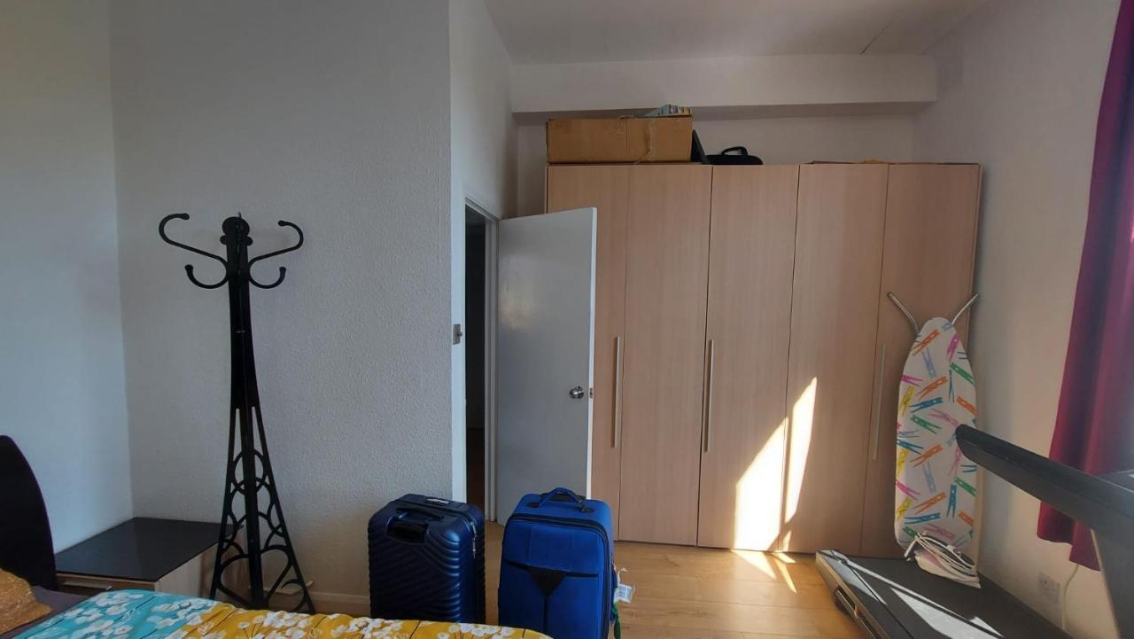 Extra Large One Bedroom Flat With Parking Londyn Zewnętrze zdjęcie